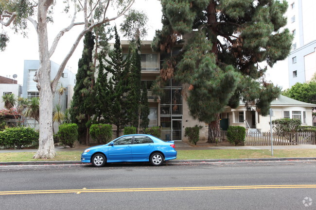 Building Photo - 1128 7th Street