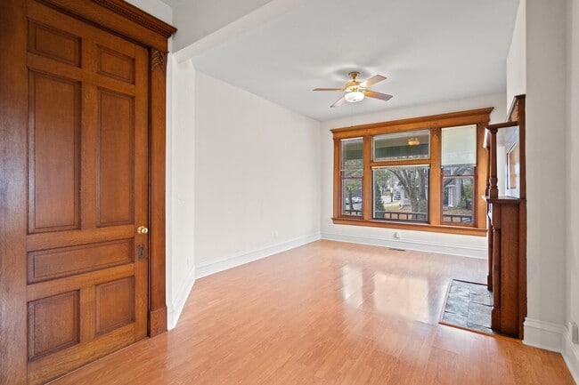 Foto del edificio - 734 Garrard St