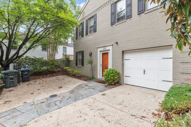 Building Photo - 4bd/4ba Single Family Home in NW DC! Avail...