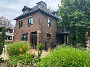 Building Photo - 6810 Herman Ave