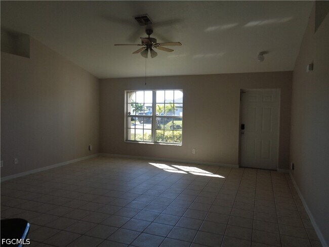 Foto del edificio - 1101 NW 19th Pl