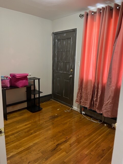 Foto del edificio - 40-33 97th St