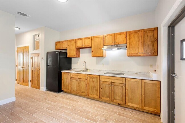 Foto del edificio - 4460 N Fort Christmas Rd