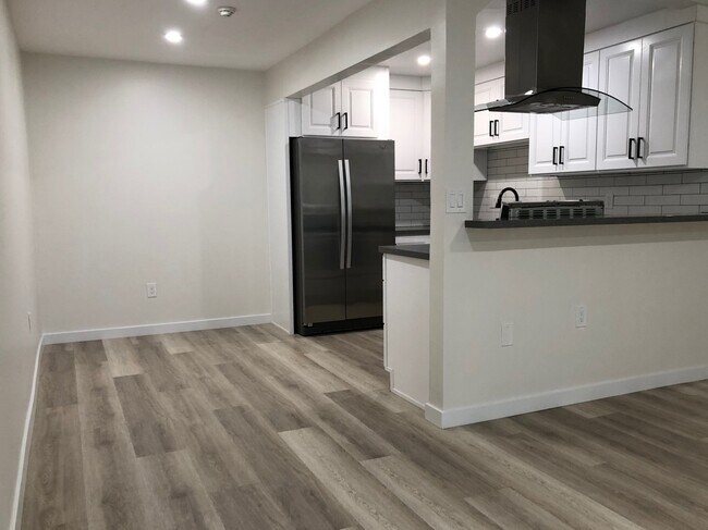 Foto del interior - 2411 Mathews Ave