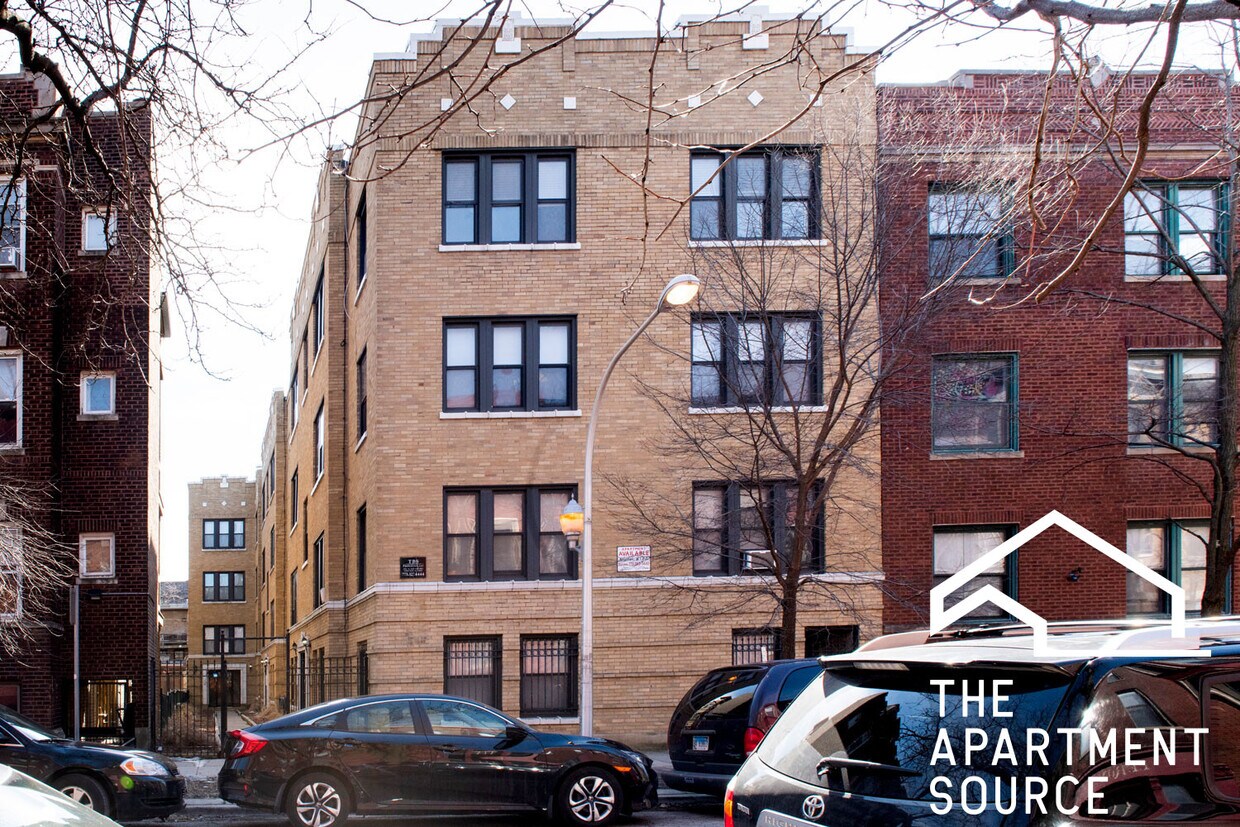 Building Photo - 839 W Cornelia Ave