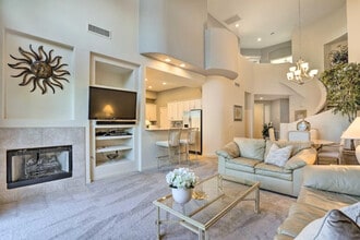 Building Photo - 15240 N Clubgate Dr