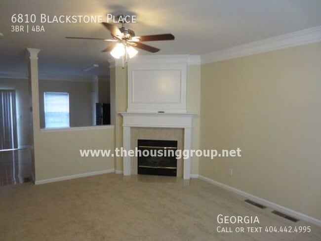 Building Photo - 6810 Blackstone Pl