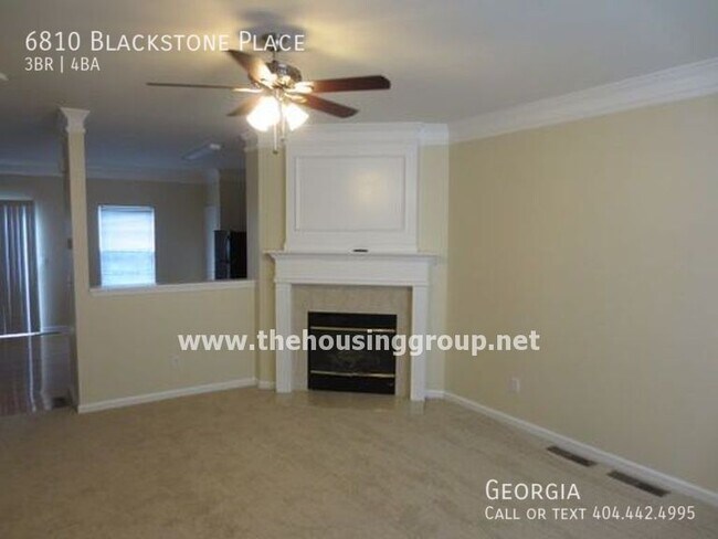 Foto del edificio - 6810 Blackstone Pl