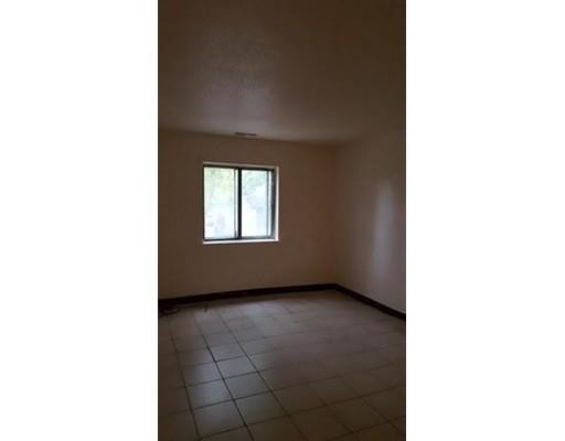 Building Photo - 75 Scotch Pond Pl