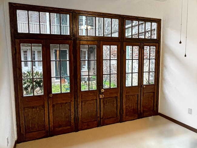 Bedroom facing Courtyard - 832 Saint Ann St