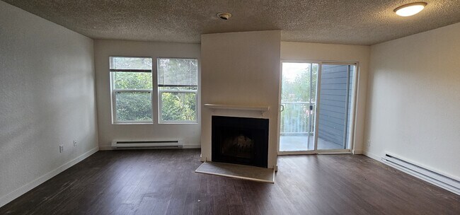 Foto del edificio - 6703 204th St SW