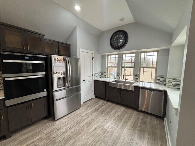 Foto del edificio - 116 Lasino Dr