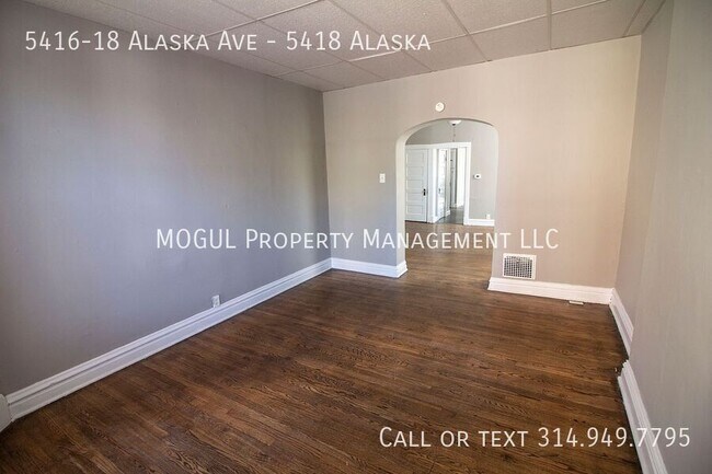 Foto del edificio - 5416 Alaska Ave
