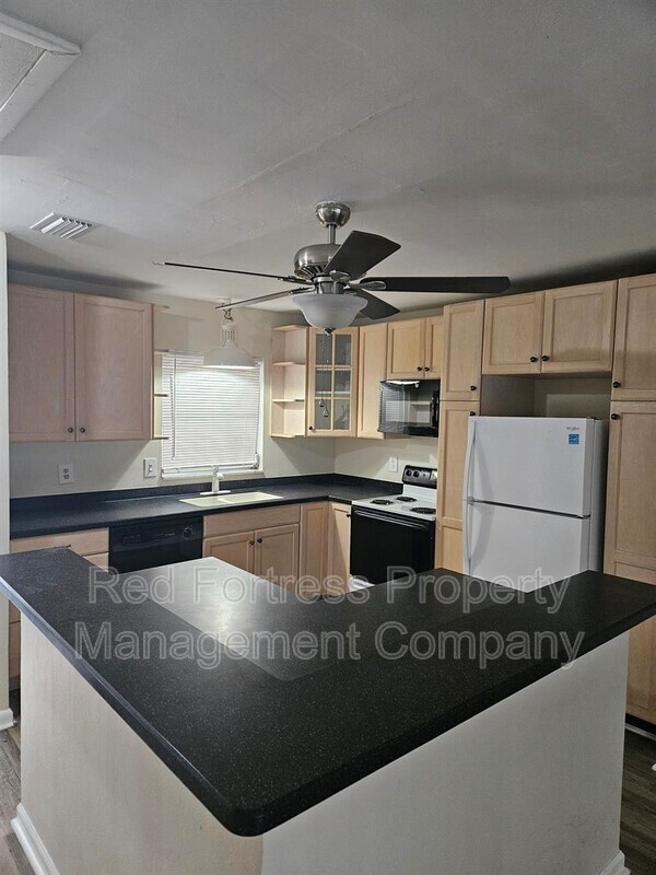 Foto del edificio - 2805 SE 15th Pl