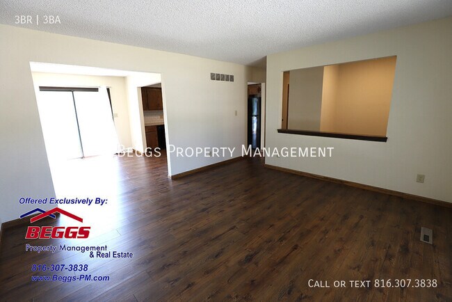Building Photo - 1221 Broadmore Ln