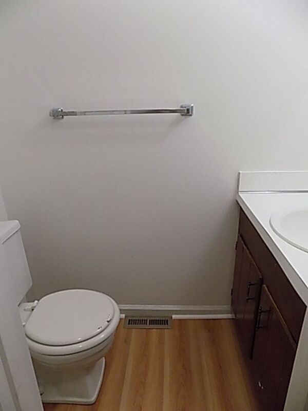 Building Photo - 532C Neck-O-Land Rd