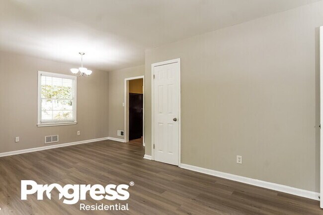 Building Photo - 941 Martinwood Cir