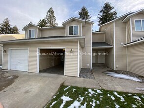 Building Photo - 32554 7th Ave