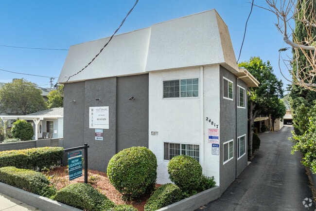 Building Photo - The Canyons at Santa Clarita Apartments