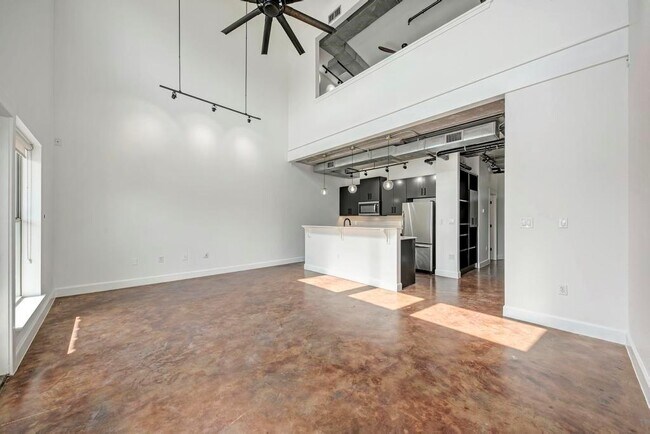 Foto del edificio - 807 E 14th St