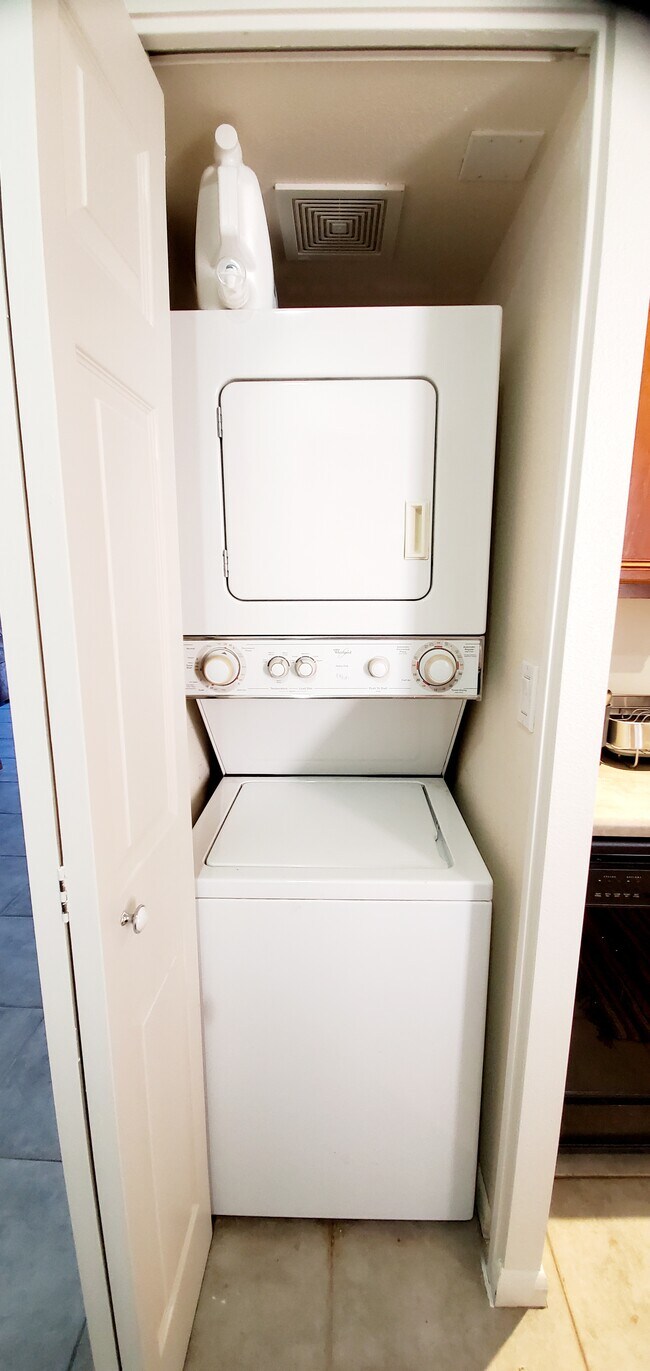 Foto del edificio - 4354 N 82nd St