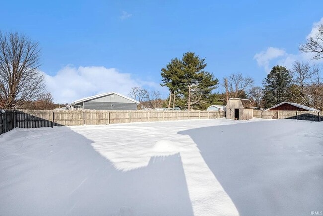 Building Photo - 24760 Lancer Dr