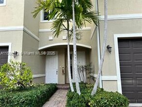 Building Photo - 2764 SW 81st Terrace