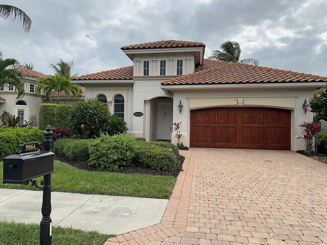 Foto del edificio - Fully Furnished Seasonal Home Rental with Pool in Fiddlers Creek