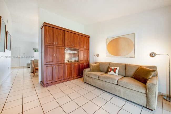 Foto del edificio - 1227 SW 104th Ct