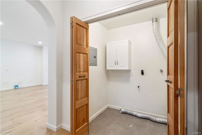 Foto del edificio - 4359 Fairlawn Dr
