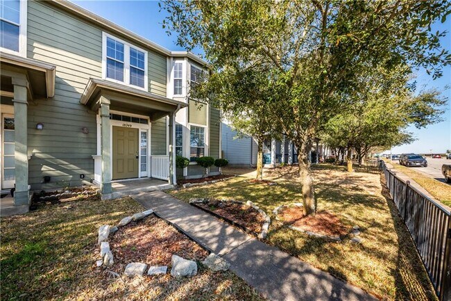 Building Photo - 18749 Golden Eagle Way
