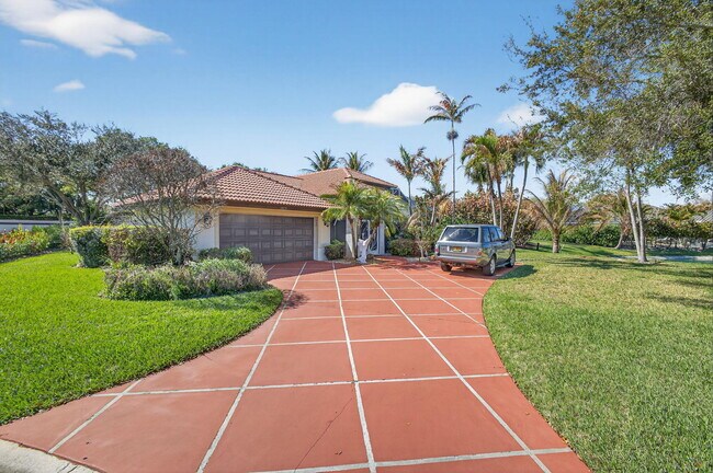 Foto del edificio - 8075 SE Governors Way