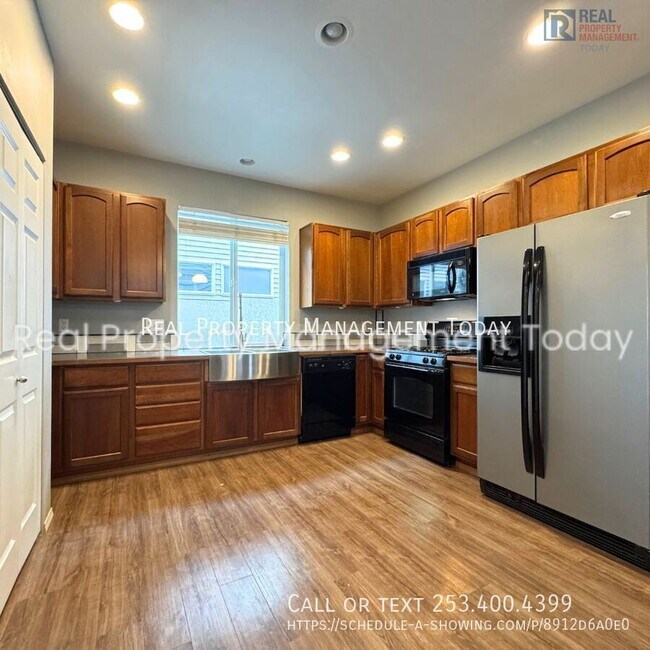 Foto del edificio - 18107 15th Avenue E