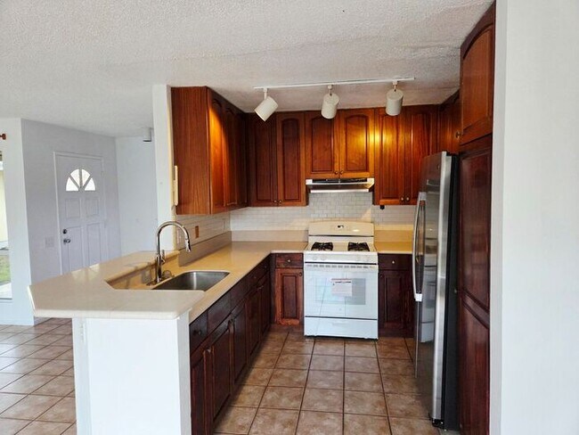 Foto del edificio - Ewa Beach - Soda Creek: 3bd, 2.5 bath, 2 car garage