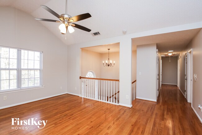 Building Photo - 600 Alcovy Hills Dr