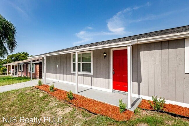 Building Photo - 3 br, 1 bath House - 4132 Pecos Dr.