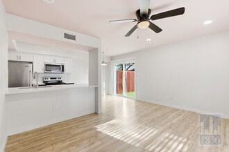 Building Photo - 1308 Southport Dr