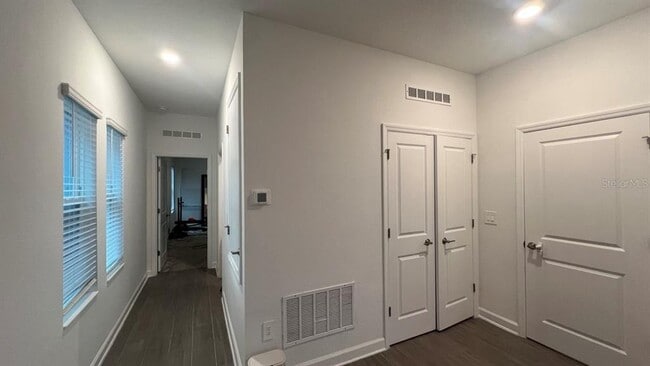 Building Photo - 11701 Language Wy