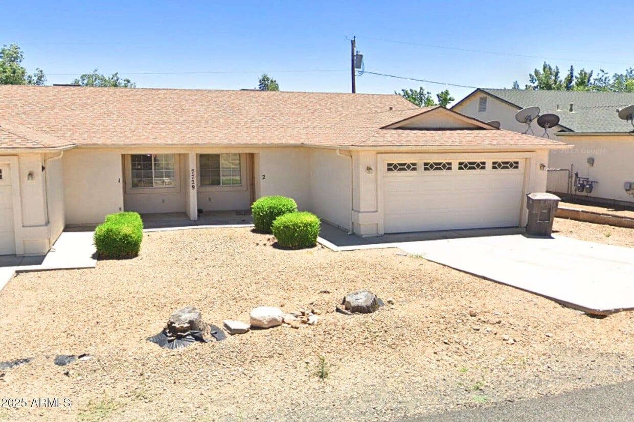 Primary Photo - 7729 E Addis Ave