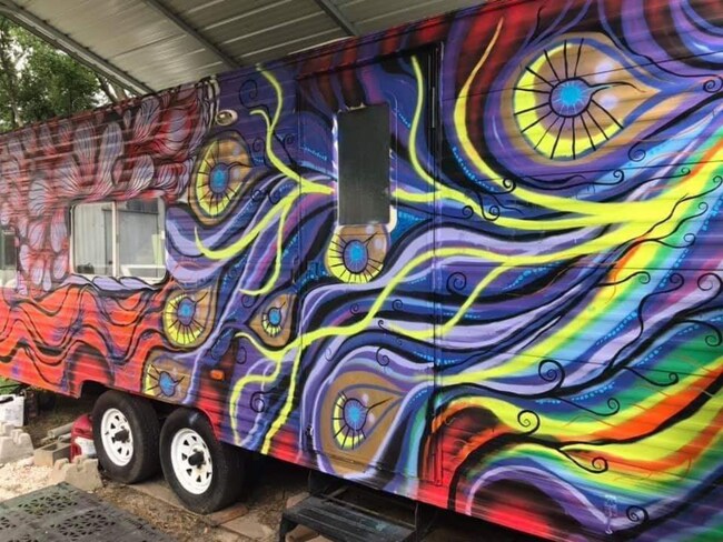 Foto del edificio - 119 Sikes Dr