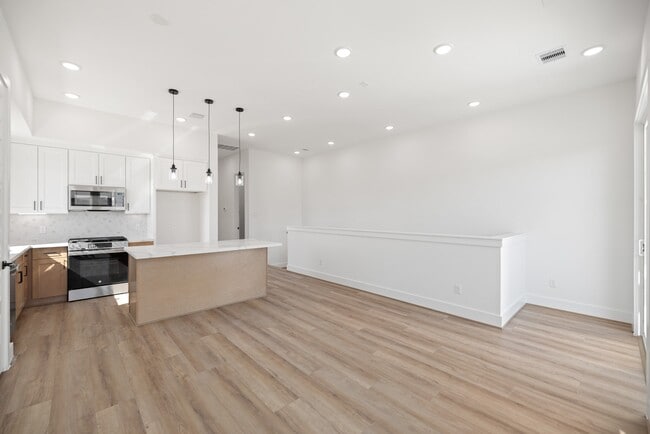 Foto del edificio - 3510 Adair St
