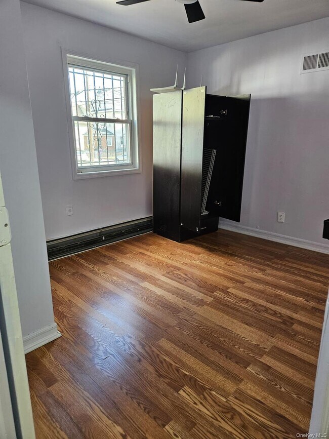 Foto del edificio - 145-31 Lakewood Ave