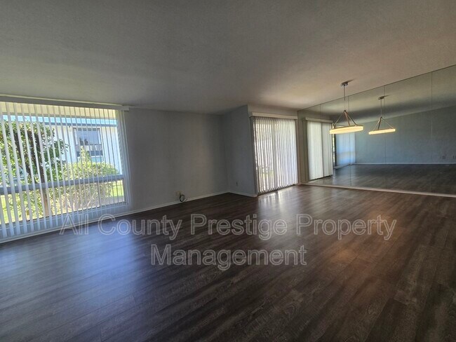 Foto del edificio - 3308 E Camelback Rd