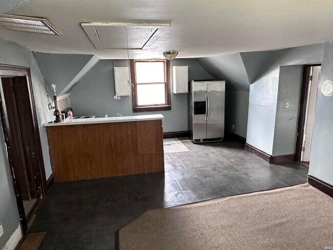 Building Photo - 1001 Edgar St