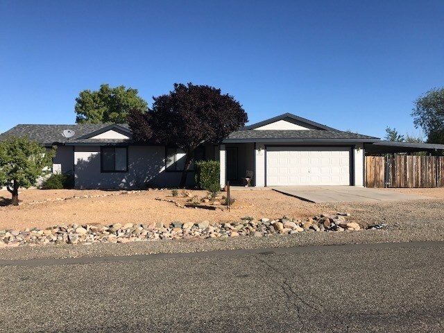 Foto principal - Four Bedroom + Office, NO HOA!