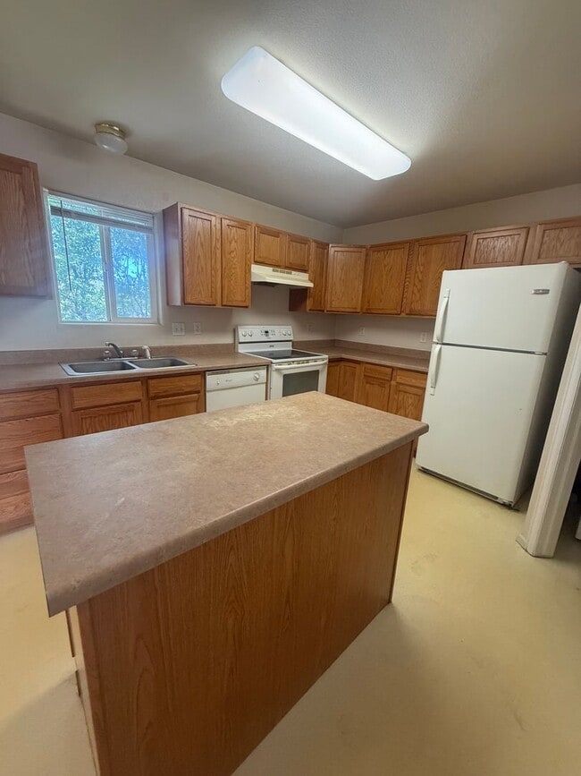 Building Photo - BEAUTIFUL CONDO IN WOLF RANCH!!