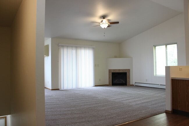 Interior Photo - Shade Tree Estates