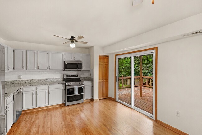 Building Photo - Charming Single-family Home For Rent In The Heart Of Brunswick, Maryland