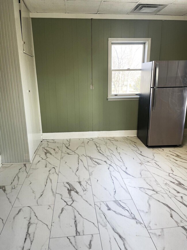 Foto del edificio - 650 1/2 Chestnut St