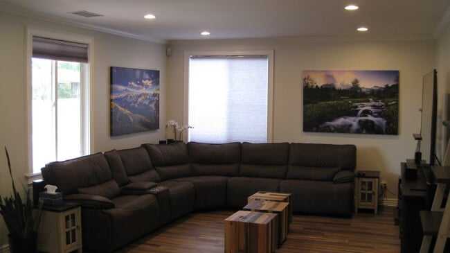Foto del edificio - 7826 Mason Ave